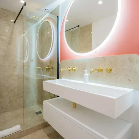 Charming A C 2p Hyper Centre St Tropez *